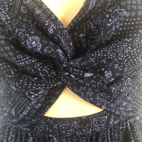 FLASH SALE item!! NWT BOHEMIAN BLUE ROMPER W/ POCKETS AND CUTOUTS - Picture 5 of 11